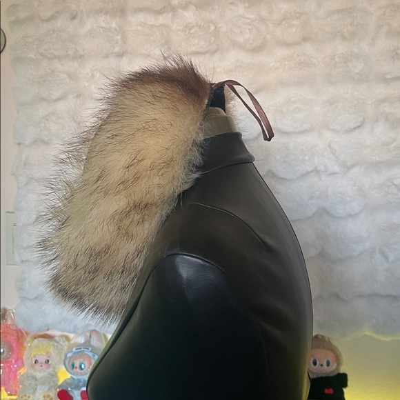 Vintage collectable rare Mongolian Elegant Black and Tan Fur Trimmed Hat - Picture 4 of 8